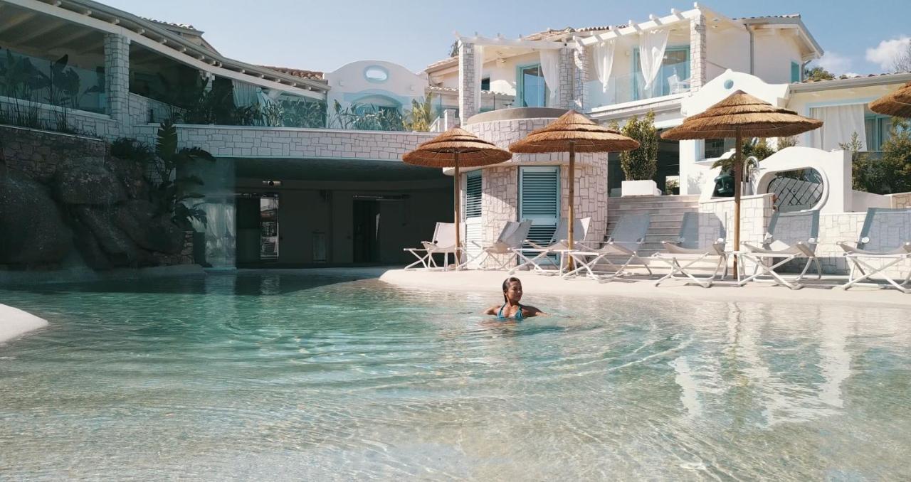 Hotel Oasi Blu Sardinia à Santa Margherita di Pula Extérieur photo