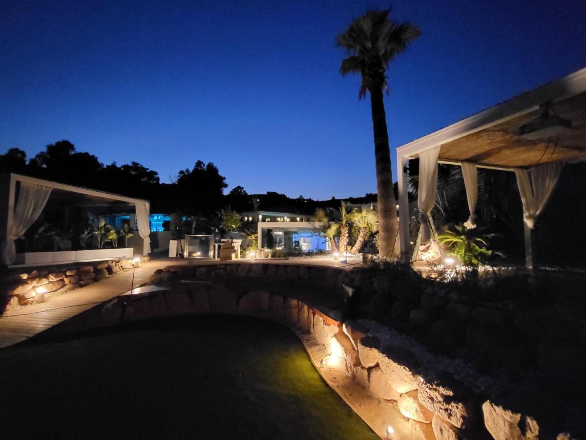 Hotel Oasi Blu Sardinia à Santa Margherita di Pula Extérieur photo