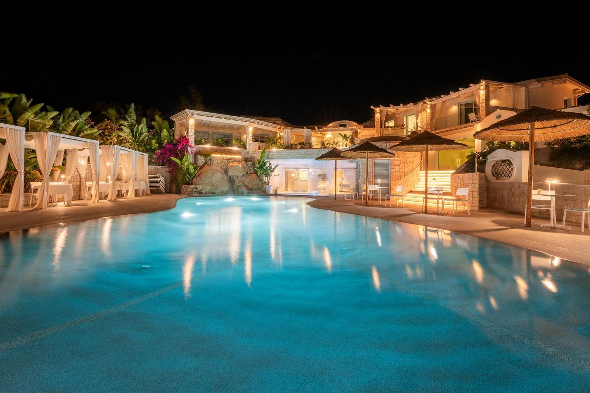 Hotel Oasi Blu Sardinia à Santa Margherita di Pula Extérieur photo