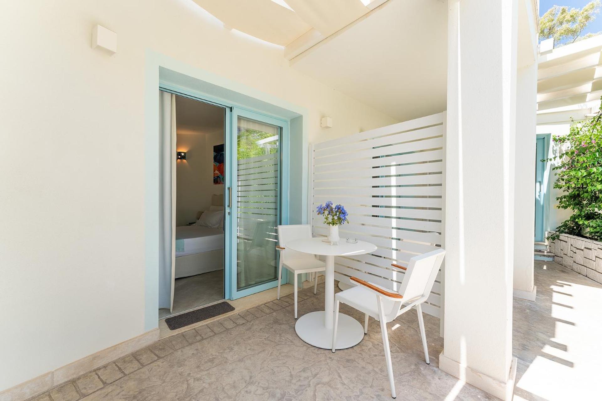 Hotel Oasi Blu Sardinia à Santa Margherita di Pula Extérieur photo